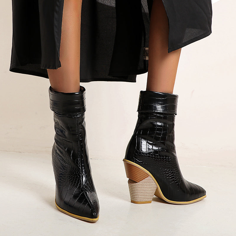 Bigsizeheels Stylish Pointed Toe Slip-On Western Boots - Black freeshipping - bigsizeheel®-size5-size15 -All Plus Sizes Available!