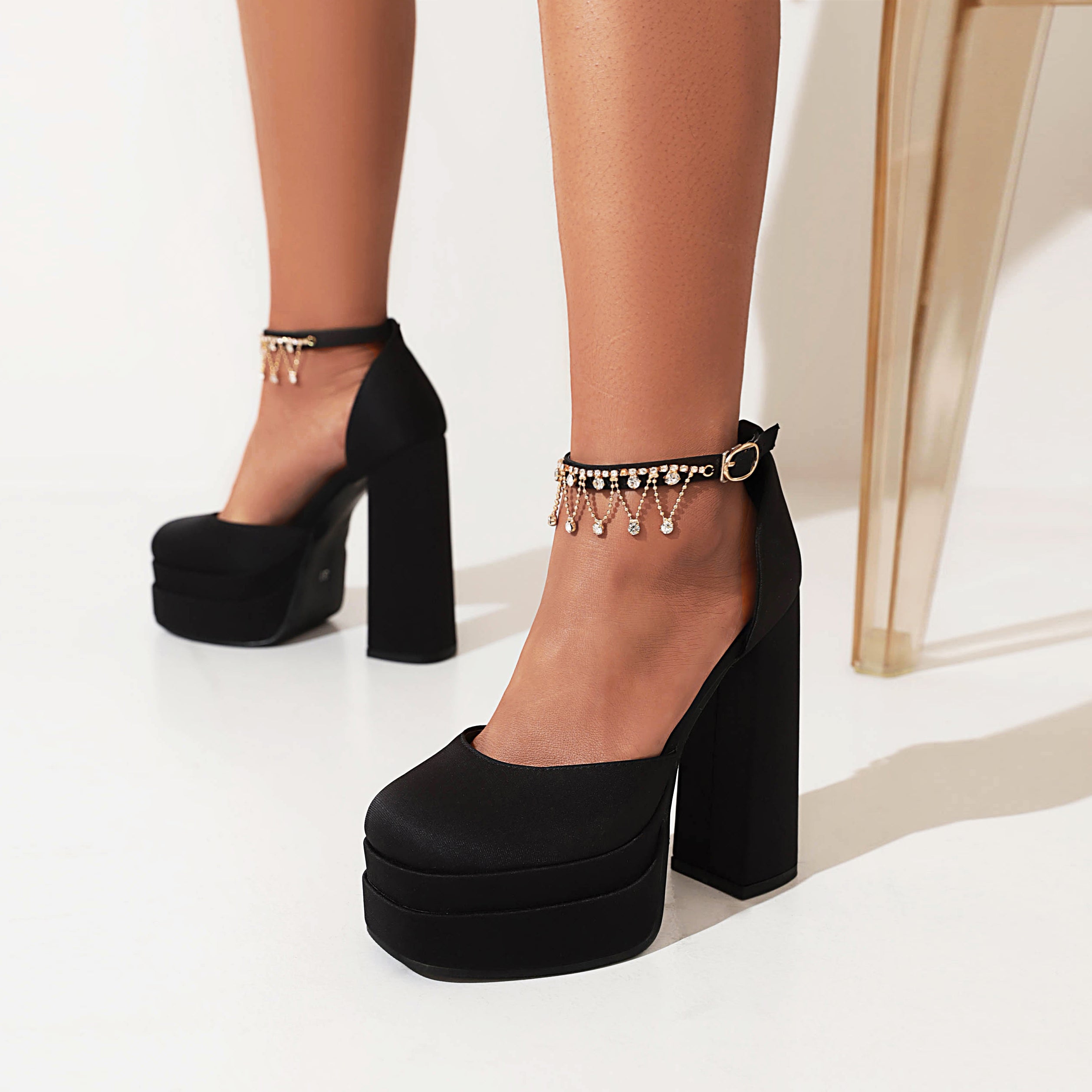 Bigsizeheels Sexy  Ankle Strap Platform Sandals - Black