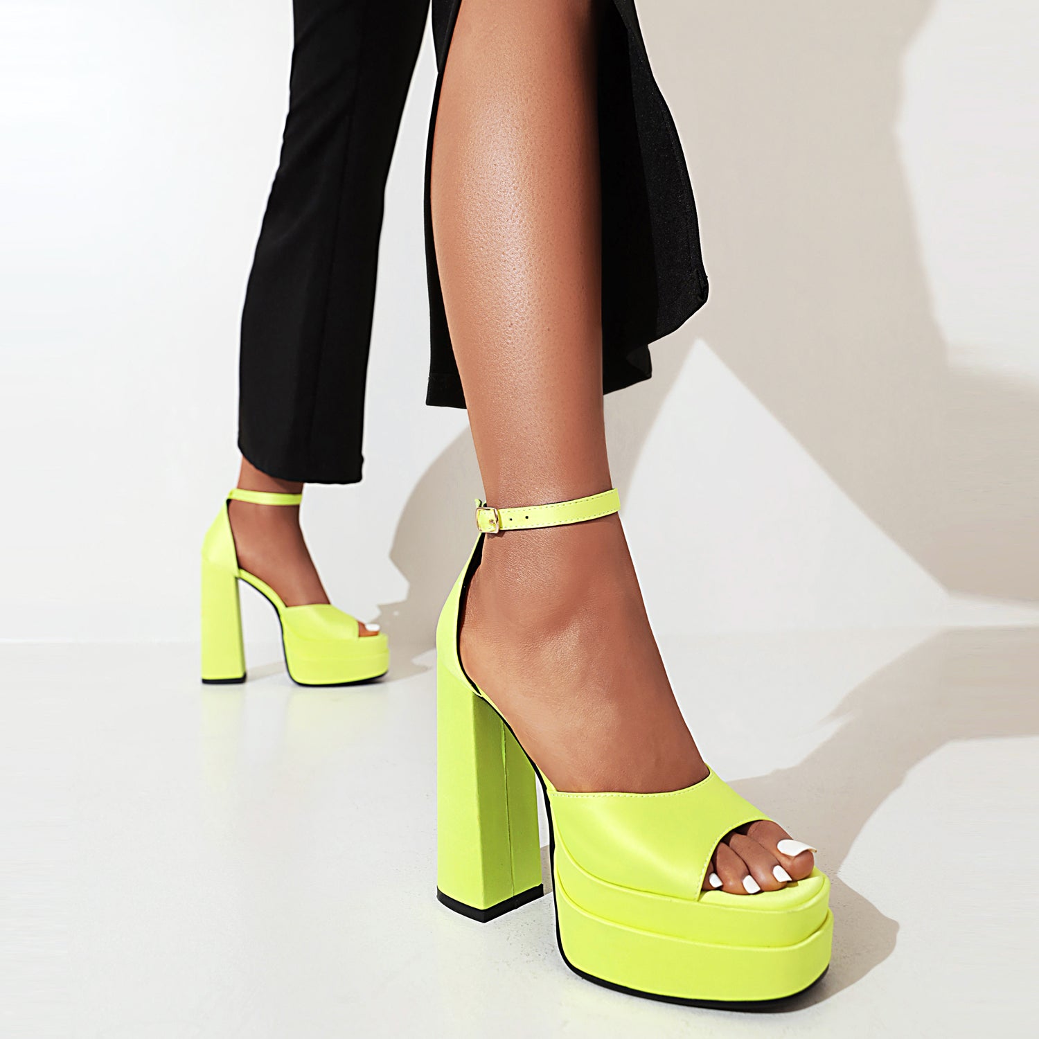 the Sexy Platform Ankle Strap Open Toe Sandals-Yellow best platform sandals are from bigsizeheels